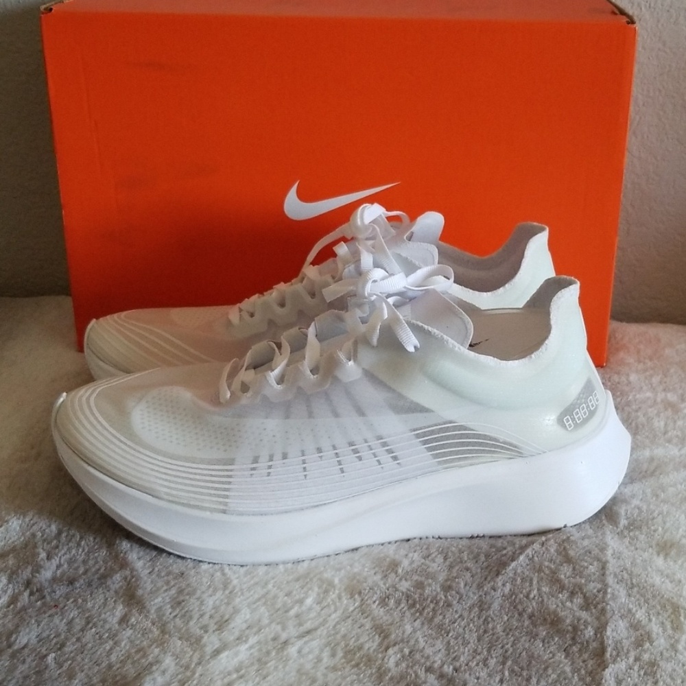 NWB womens Nike ZoomFly SP NA